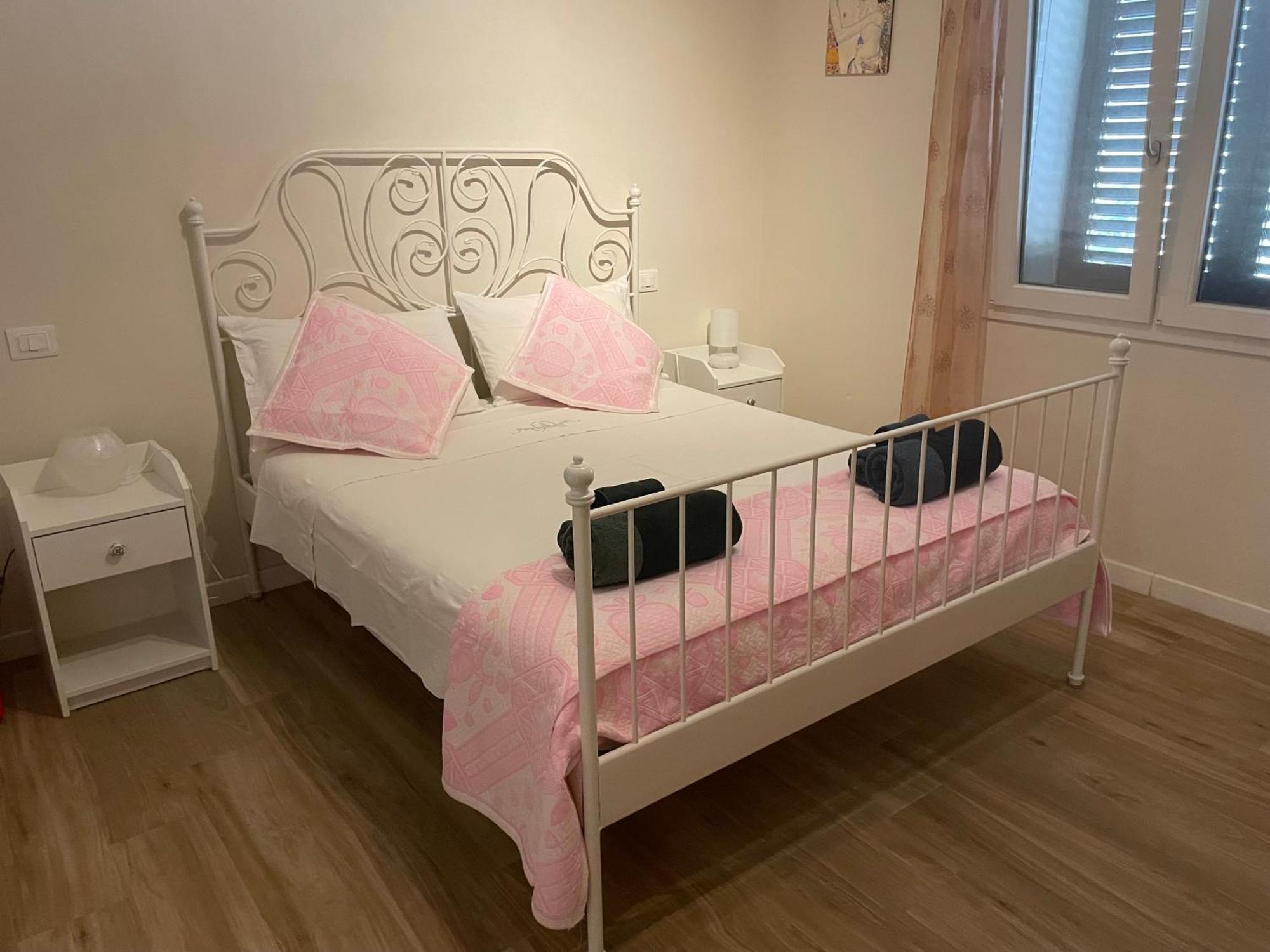Casa Vacanze “Bouganville” Loc Avane Pisa Веккьяно Экстерьер фото