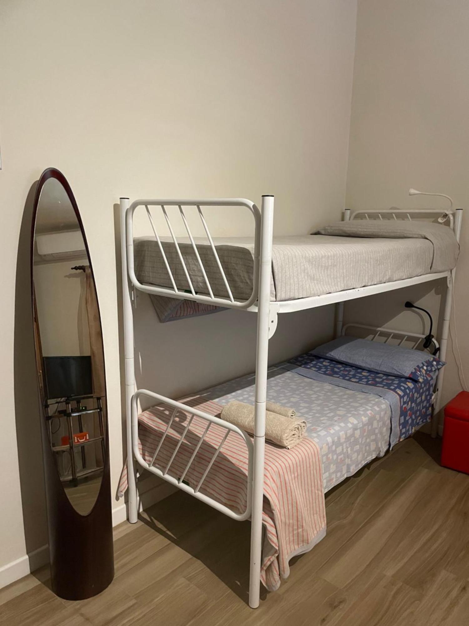 Casa Vacanze “Bouganville” Loc Avane Pisa Веккьяно Экстерьер фото
